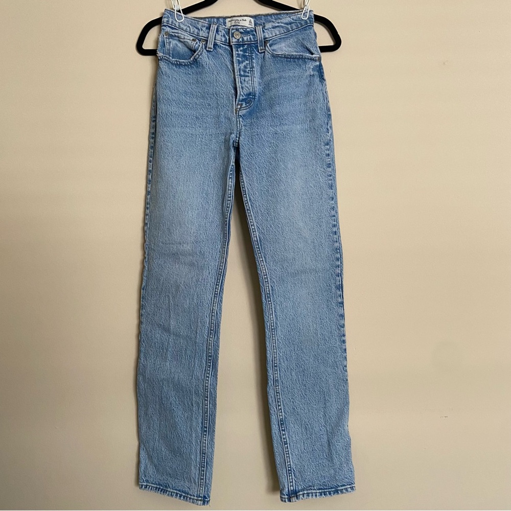 Abercrombie & Fitch The Dad High Rise Light Wash 23/000L